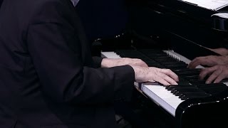 Cyprien Katsaris - Lœillet Of London Courante In E Minor Godowsky Courante In E Minor