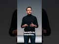 "¿Sabías que esa manzana mordida esconde un secreto mortal?"#LogoApple #ByteBite #HistoriaOscura