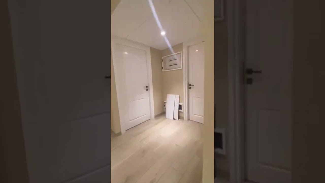 4 bhk 2700sqft carpet Juhu