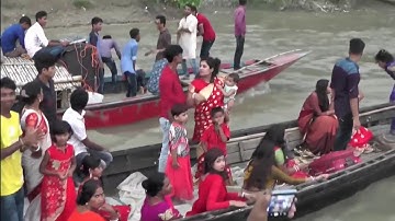 নৌকার উপর অস্থির ডান্স । রসের কথা কইয়া আমায় কয়দিন ঘোরাবি