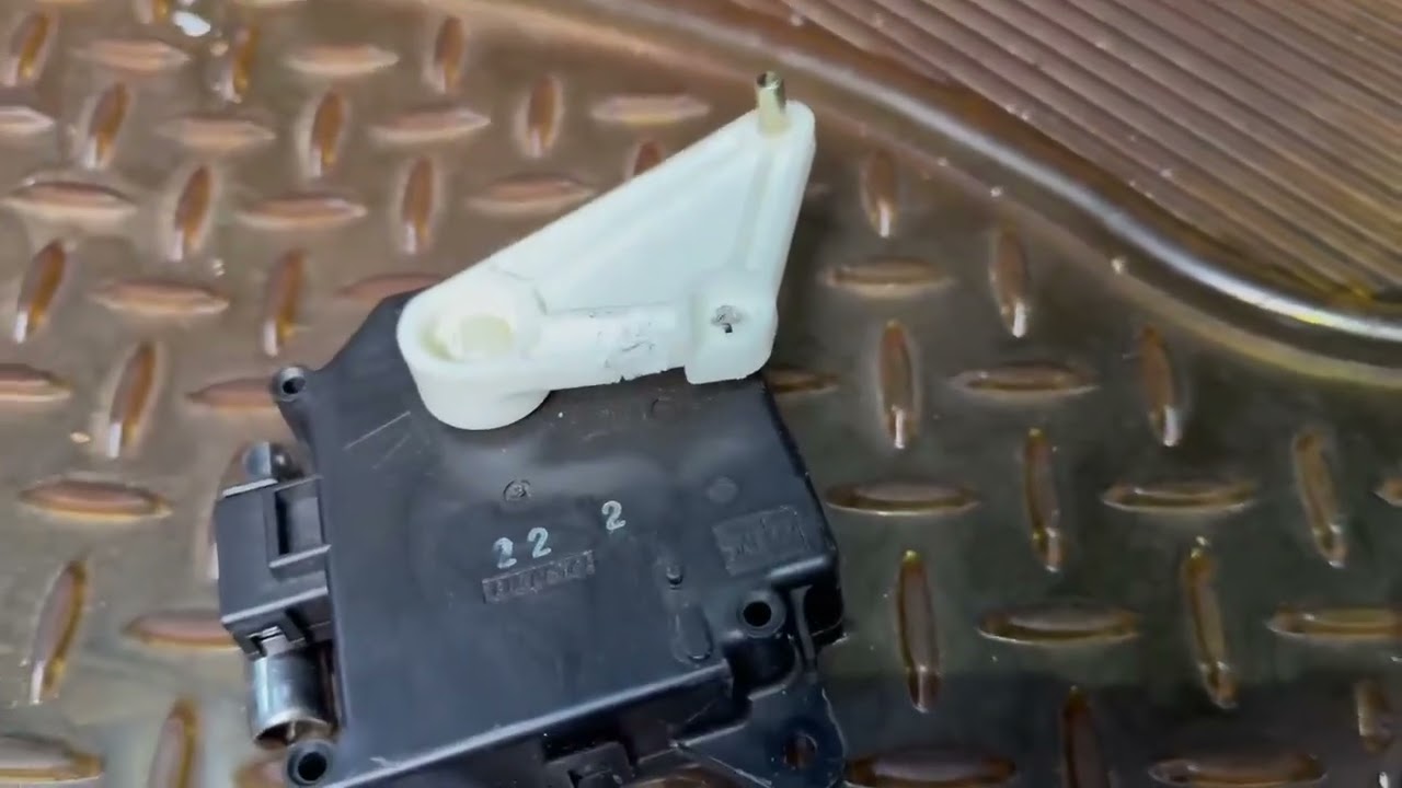 Acura mdx 2005 heater & cooler actuator visual  location