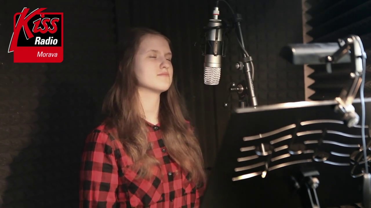 Míša Niké Vopalecká That Man (cover pro radio Kiss Morava) YouTube