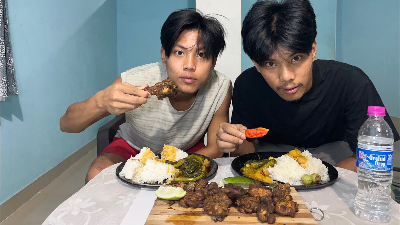Chicken Roasting And Mukbang With Bhaiya || Arunachal Pradesh 🇮🇳