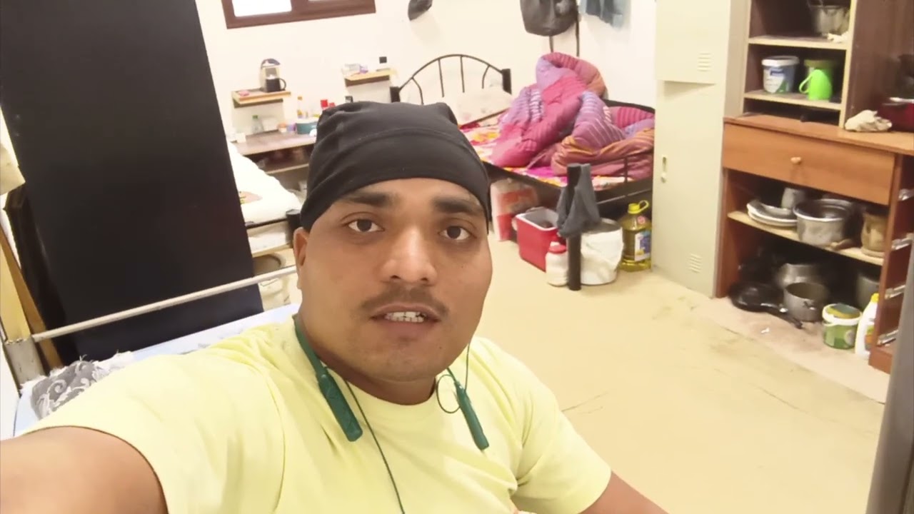 Kuwait 🇰🇼 me hamara room