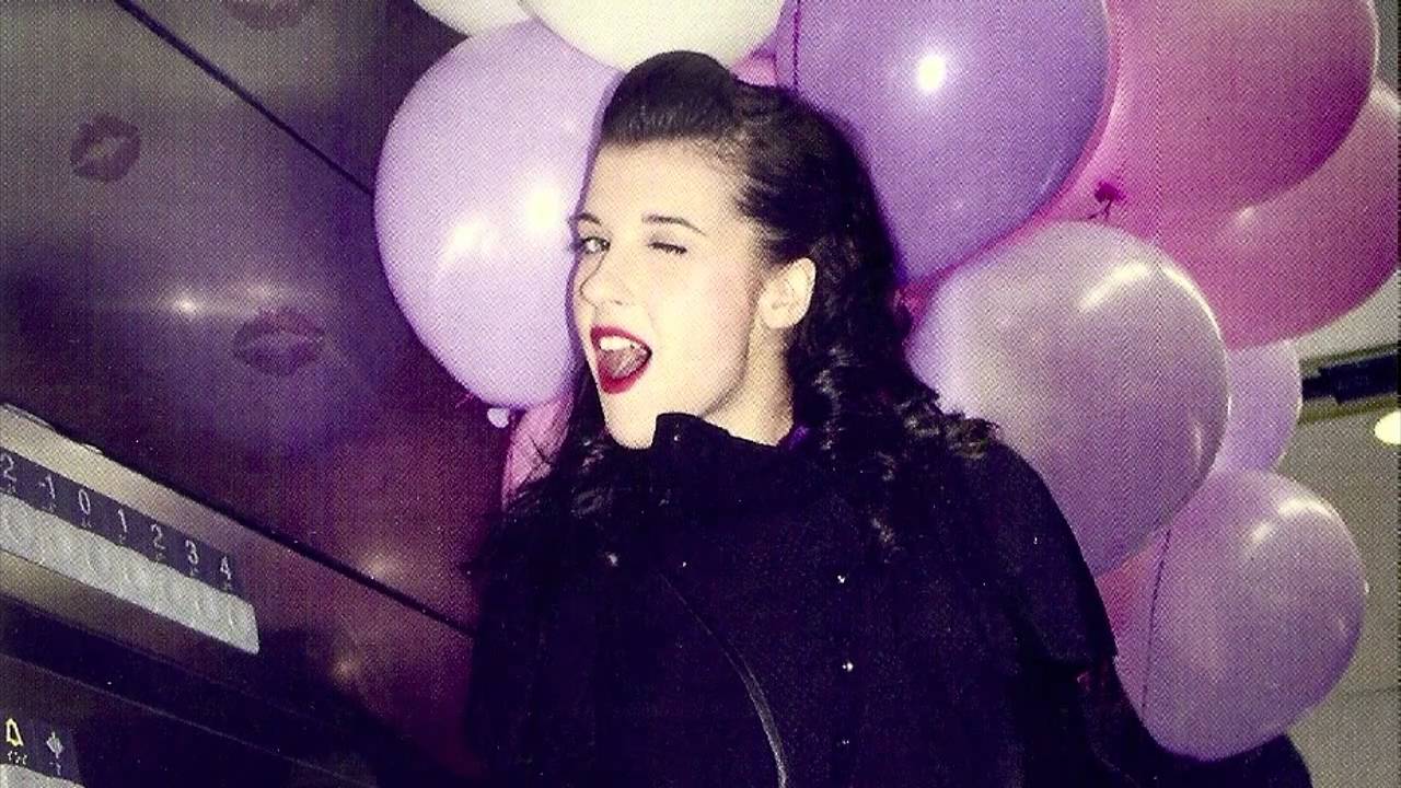 Mira Virginia Labuat - Circus en YouTube Mira Virginia Labuat - Circus en YouTube