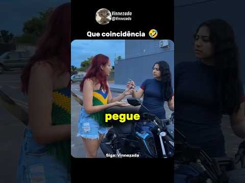 Meio suspeito essa coincidência #humor #divertido #comédia #engraçado #felicidade #entretenimento thumbnail