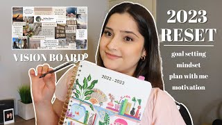 NEW YEAR RESET 2023: Setting Goals and Intentional Vision Board to Succeed