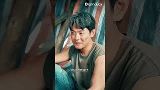 🎬【當街流浪三年被罵廢物】沒錢沒背景，靠一身硬骨頭救回單親媽，干火鍋幹出連鎖王，誰說廢狗不能咬人！《瘋狗傳》全集 #新劇來襲 #男頻爽劇 #熱門短劇 #短劇推薦 #戰神歸來 #都市逆襲