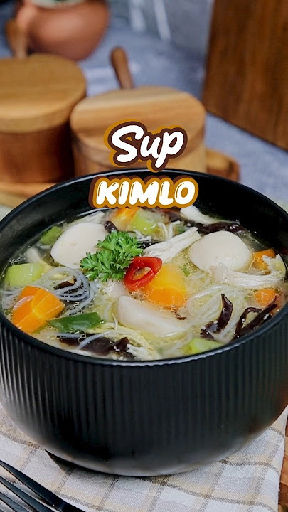Gimana ga baris, kalo sup seenak ini dijualin sob! Sup Kimlo, isinya komplit & kuahnya gurih banget🤩