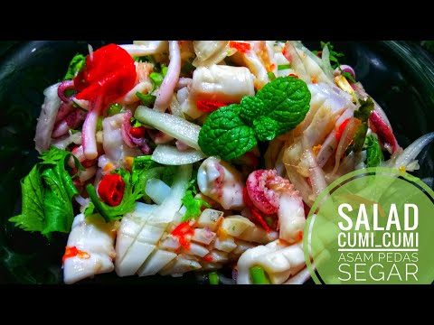 Video: Salad Dengan Cumi-cumi, Jeruk Bali, Dan Sawi Putih