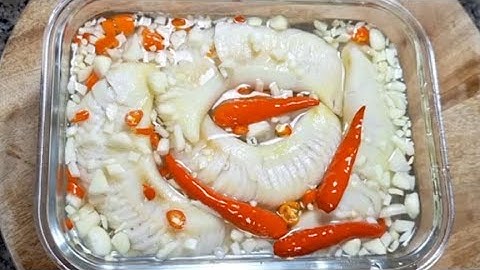 CHUỐI CHÁT CHUA NGỌT chuối xanh ngâm giấm đường đặc sản xứ nẫu.