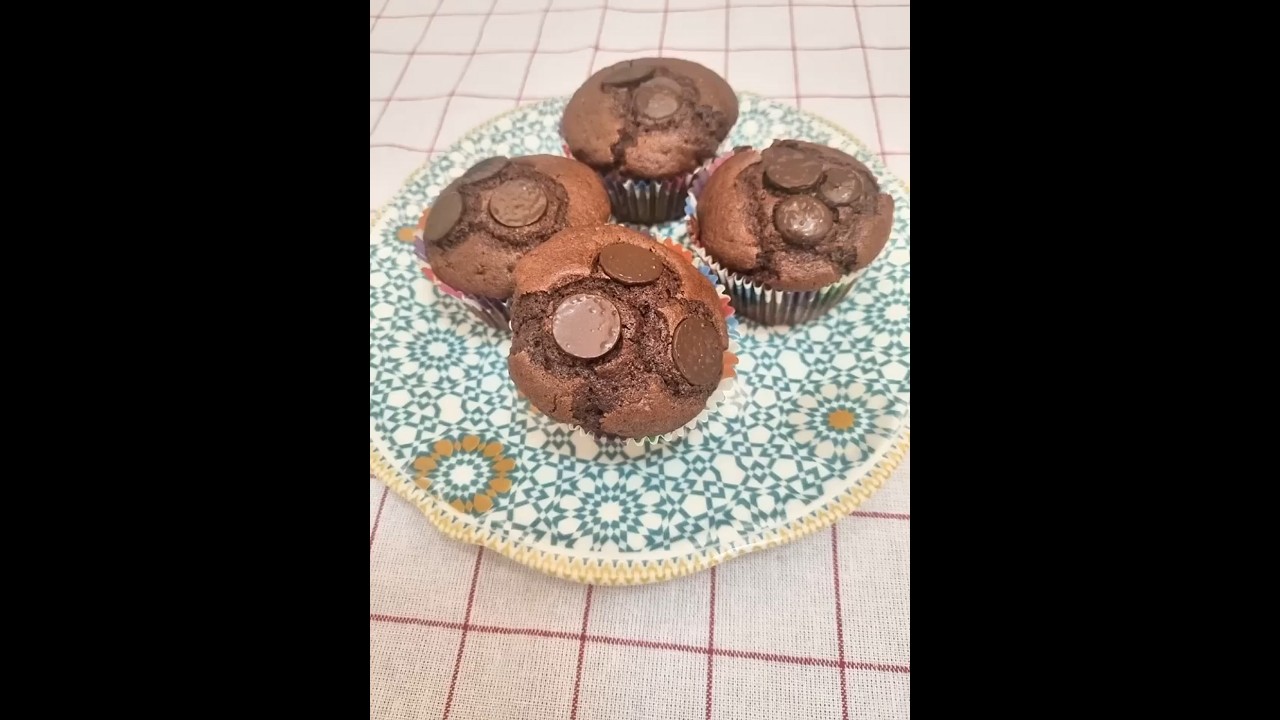 YUMURTASIZ MUFFiN♥️♥️ #pratiktarifler #lezzetli #yemektarifleri #yumurtasiz #muffin #pratik #kakaolu