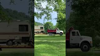 Well the downer RV of the 440 Chrysler is off to its final destination. The scrap yard… #chrysler Well the downer RV of the 440 Chrysler is off to its final destination. The scrap yard… #chrysler