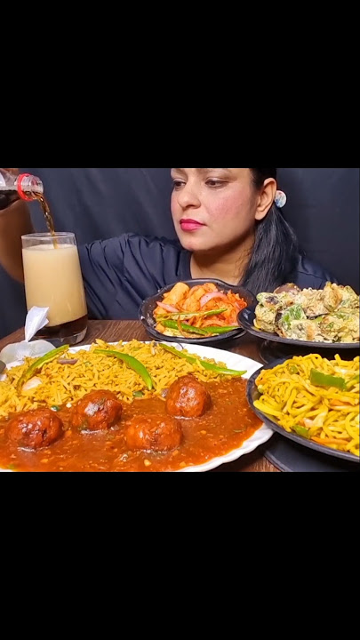 Eating Spicy🔥Noodles Fried Rice & Manchurian Street Food #shorts #spicy #noodles #indianfood #foodie