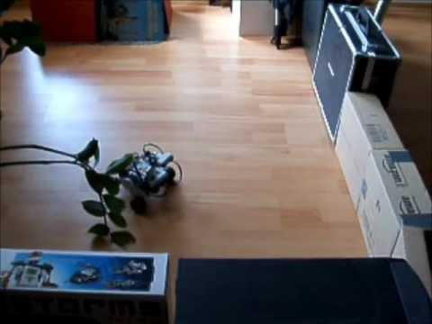 NXT robot and Monte Carlo localization - YouTube