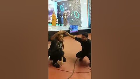 Thumbnail of Tavuklari pişirmişem  dilber ay