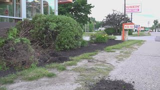 Crash sends car spinning going into Dunkin in Auburn