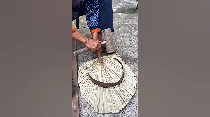 The complete process of making palm leaf fans