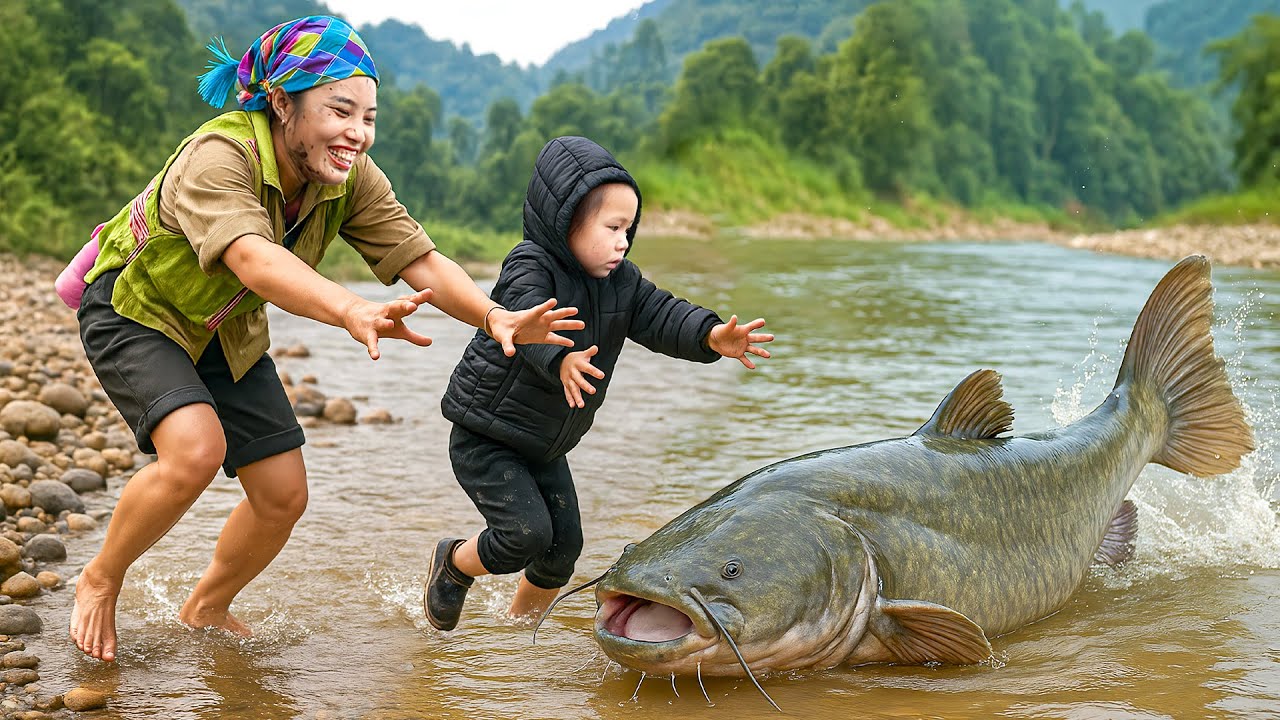 Harvesting 100kg Monster Catfish & Giant School of Carp to Sell at the Fish Market with Family