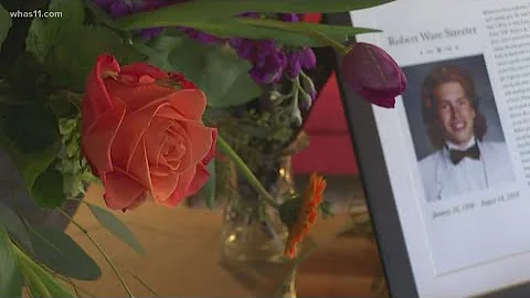 Flower shop hosts art gallery to honor life of own...