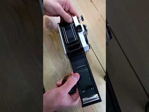 Video: Polaroid bir qadamli kameradan qanday foydalanish kerak (rasmlar bilan)