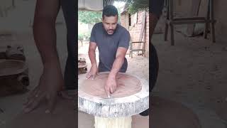 plainando tampo de mesa com plaina manual. #artesanatoemmadeira #dicas