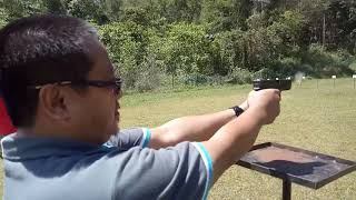 Latihan menembak di lapang sasar Kem Paradise KB, macam banyak peluru yang tersasar sana sini😅🤣😂📝 screenshot 2