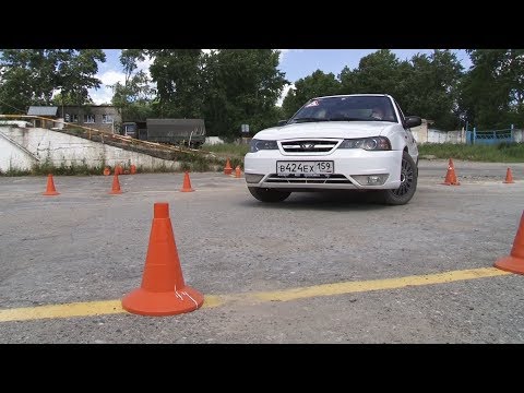 Автошкола ДОСААФ продолжает обучение водителей