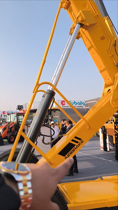 Escorts Kubota newly launched #hydra12 #safecrane #crane #truckcrane