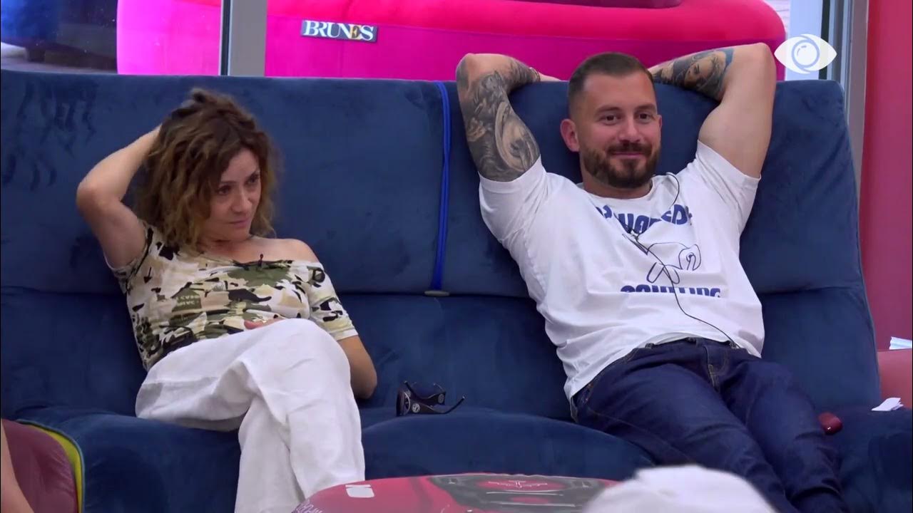 Ruscha tarjima bilan semiz xotinlar Nima uchun klitorisda teshik bor?