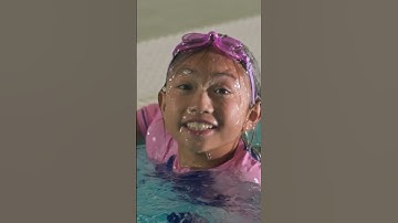 Watch Kayla swim along with a Momma Tsintaosaurus! @DinoKids