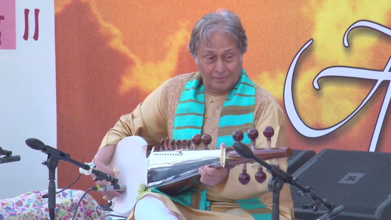 Raga Mia Ki Todi | Live at Gateway of India | Sarod Grand Master Amjad ...
