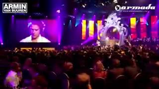 Armin van Buuren feat  VanVelzen    Broken Tonight Metropole Orchestra 240