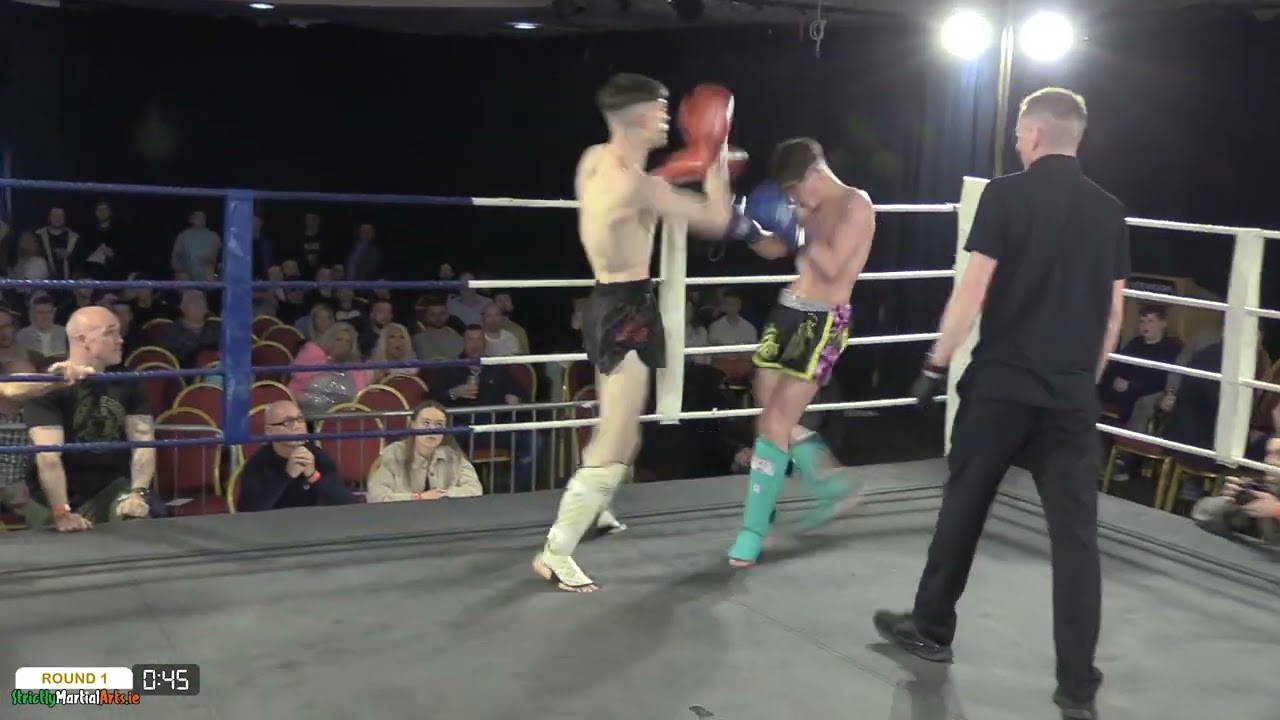 Dean Graham vs Callum Barry (Fight Video)