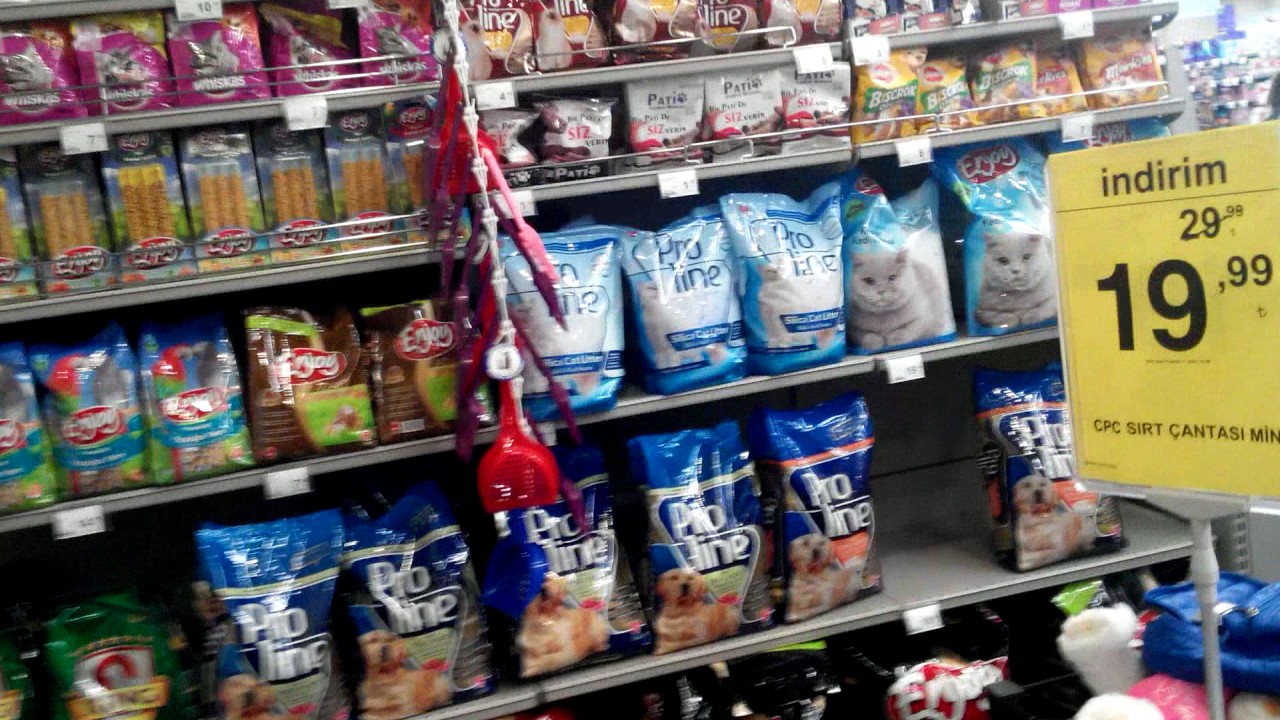 Супермаркет Carrefour рядом с отелем Dream World Hill ,  обзор