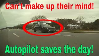 My other dashcam: https://amzn.to/2ob6ulz #tesla #autopilot finally i
was able to catch ap and crash avoidance where this driver switched
the inside, fast...