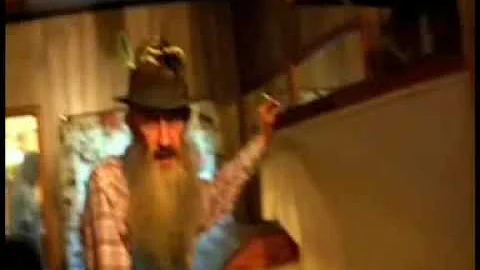 Johnny Knoxville Interviews Popcorn Sutton (the ac...