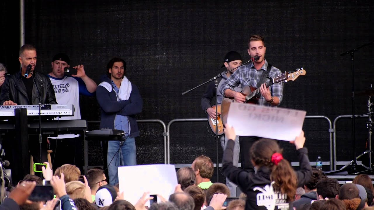 Nick Fradiani Day Live Concert on the Guilford Green No Diggity [HD