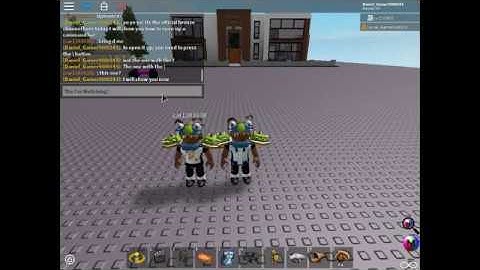 How to Open up a COMMAND BAR | ROBLOX