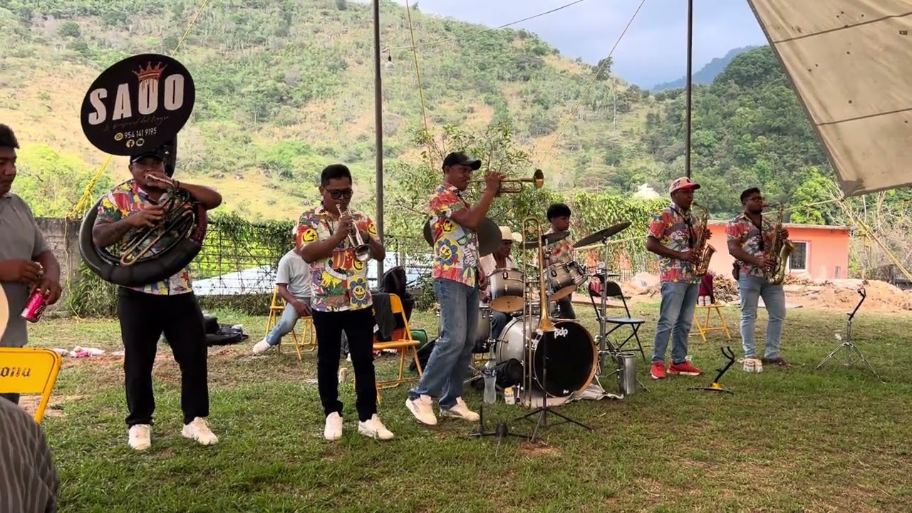 “PERDONA LOLA” con Orquesta Original SAOO Oficial de San Antonio Ocotlán, Oaxaca