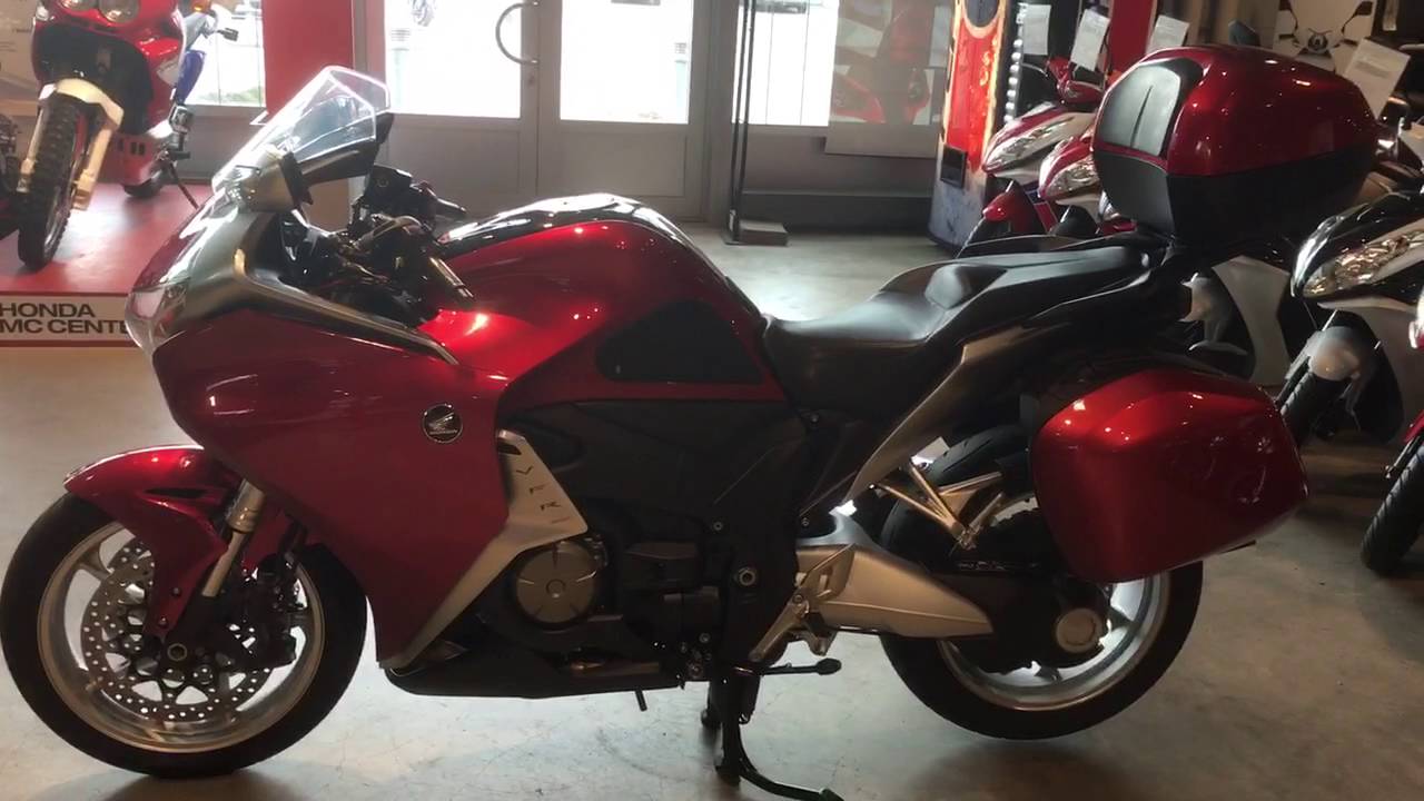 Honda vfr1200fd обзор