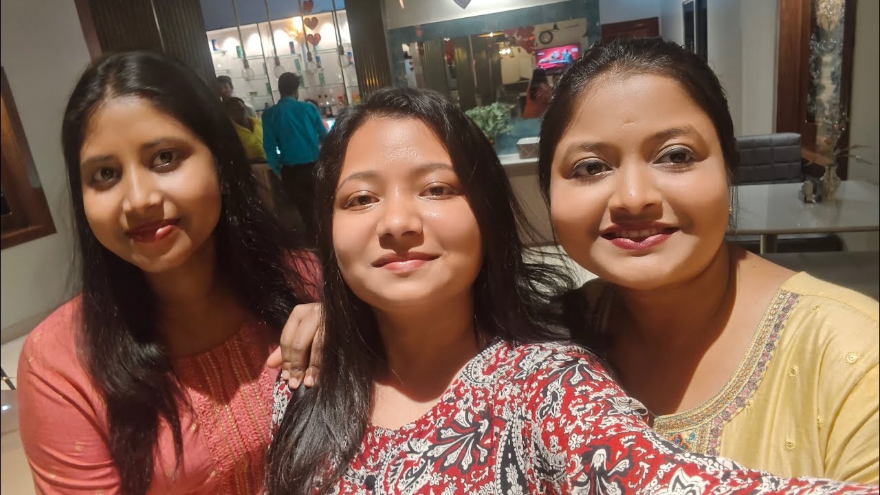 আমার বান্ধবী মোনার আইবুড়ো ভাতের পর্ব 