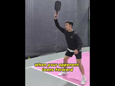 30 seconds to learn when to use a lob to score🎾⚡