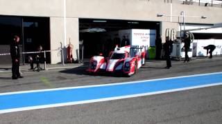 Toyota TS030 Hybrid pit exit Resimi