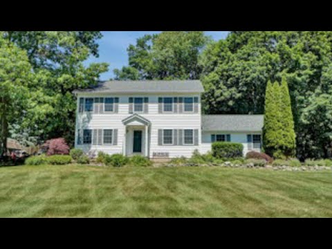 5 Cottonwood Court, Woodbury, NY home video tour