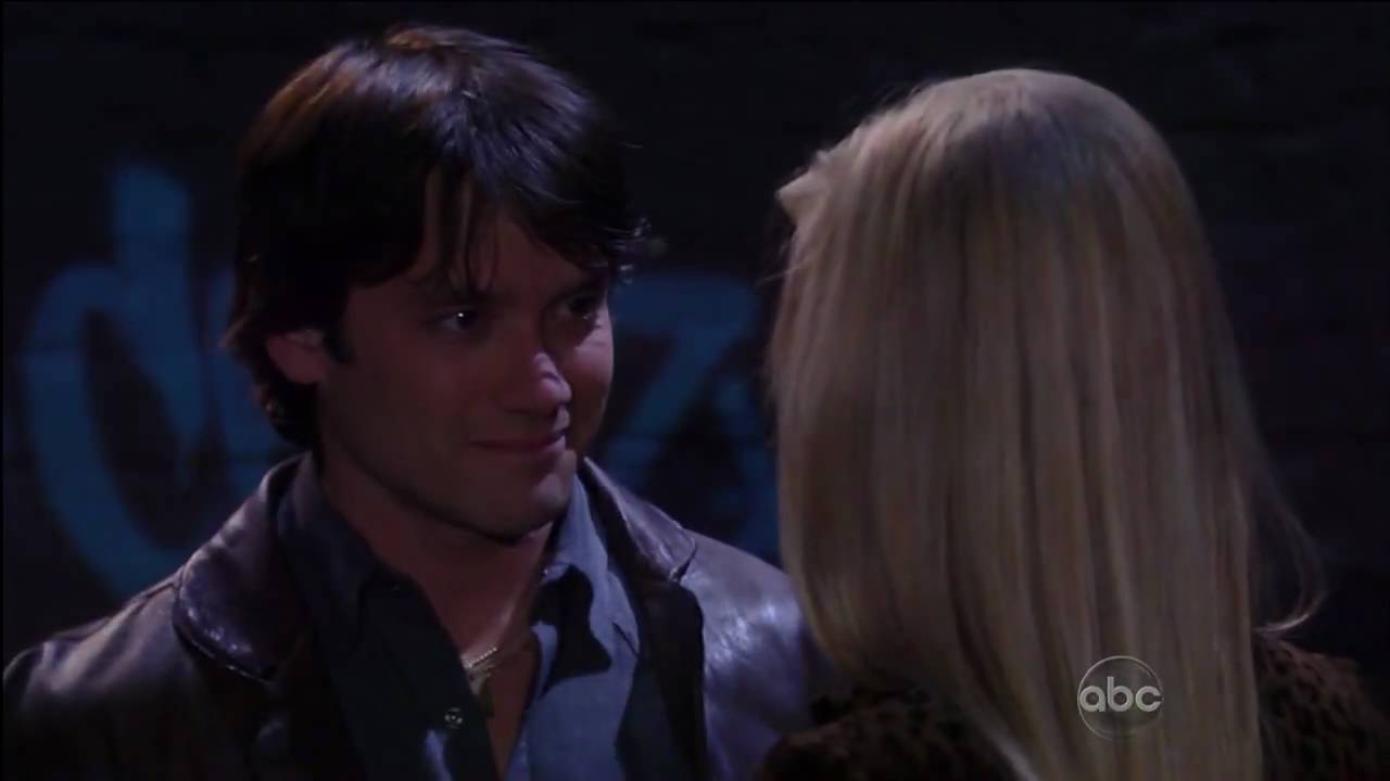 Dante and Lulu 12/2/09 [Hug/Dance] YouTube