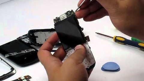 Video Instruction for Blackberry 9700 LCD Screen Replacement