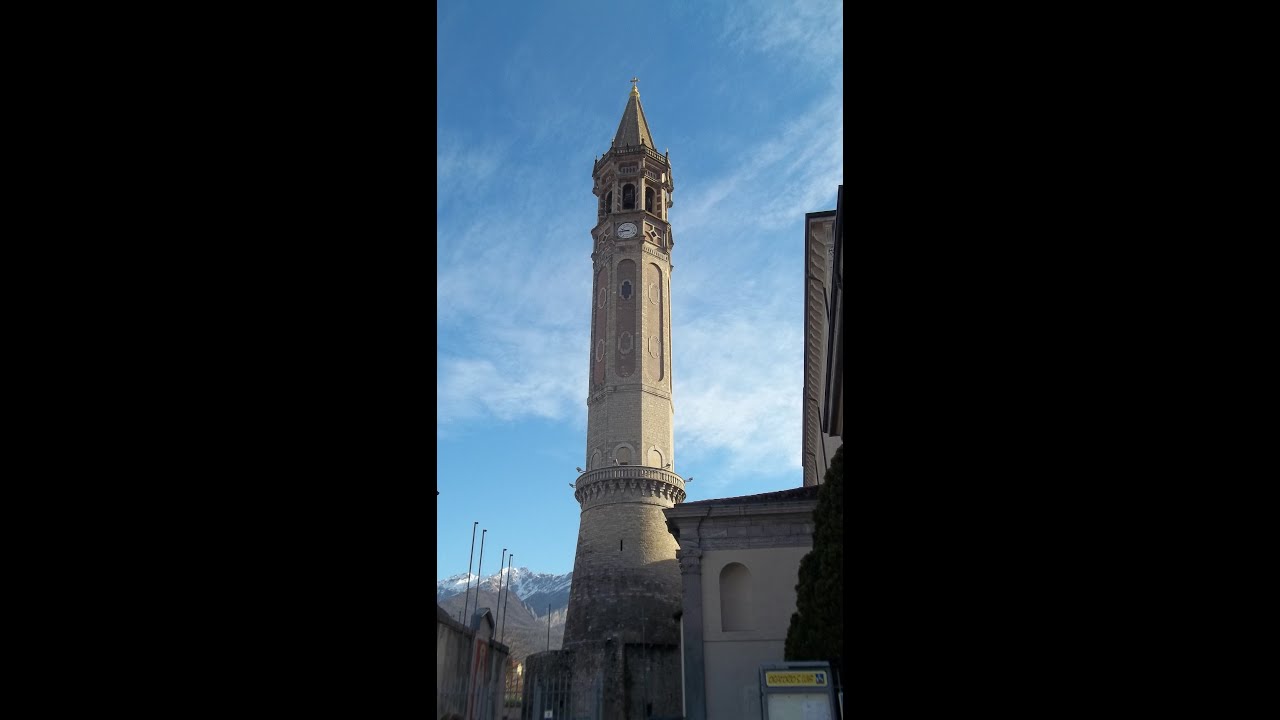 Lecco .  Lecco e la sua torre campanaria