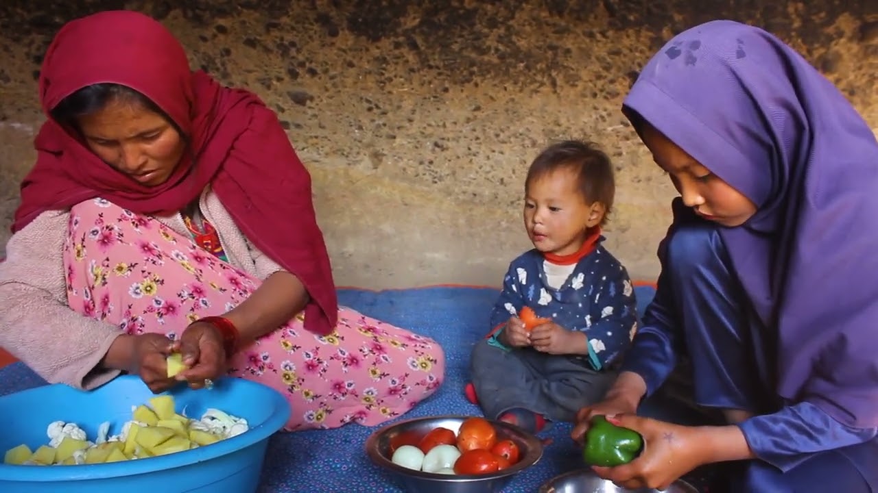 Secrets of Organic Living in Buddha Caves | How People Live in Caves?