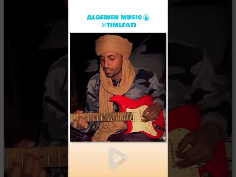 This guitar playing is quite mysterious and soft 🎸😮